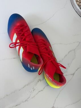 adidas Messi Men’s soccer cleats